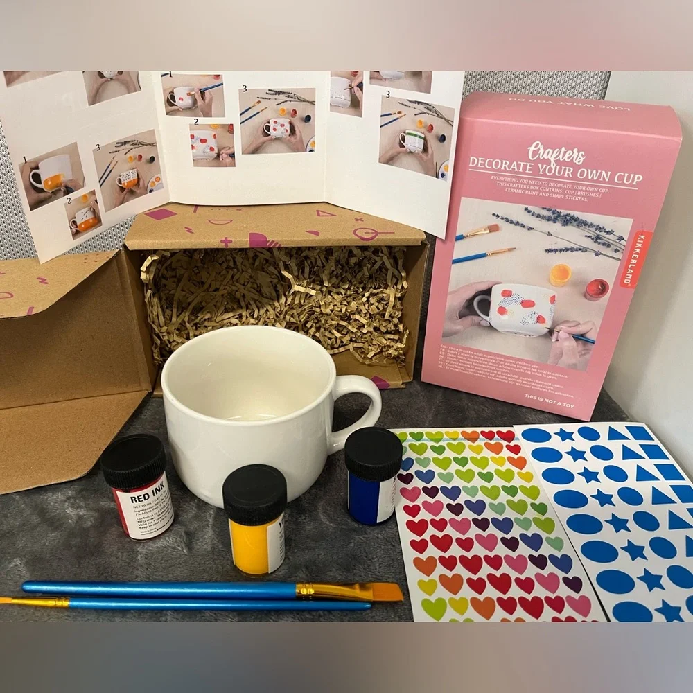 Decorate a Cup Kit: mug, brushes, paint, stickers, booklet. Kids 6+. Gift. NWT